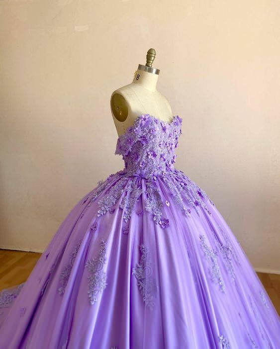 Unique A-Line Prom Dress Fashion Formal DressPruple Ball Gown With Appliques - FashionDia