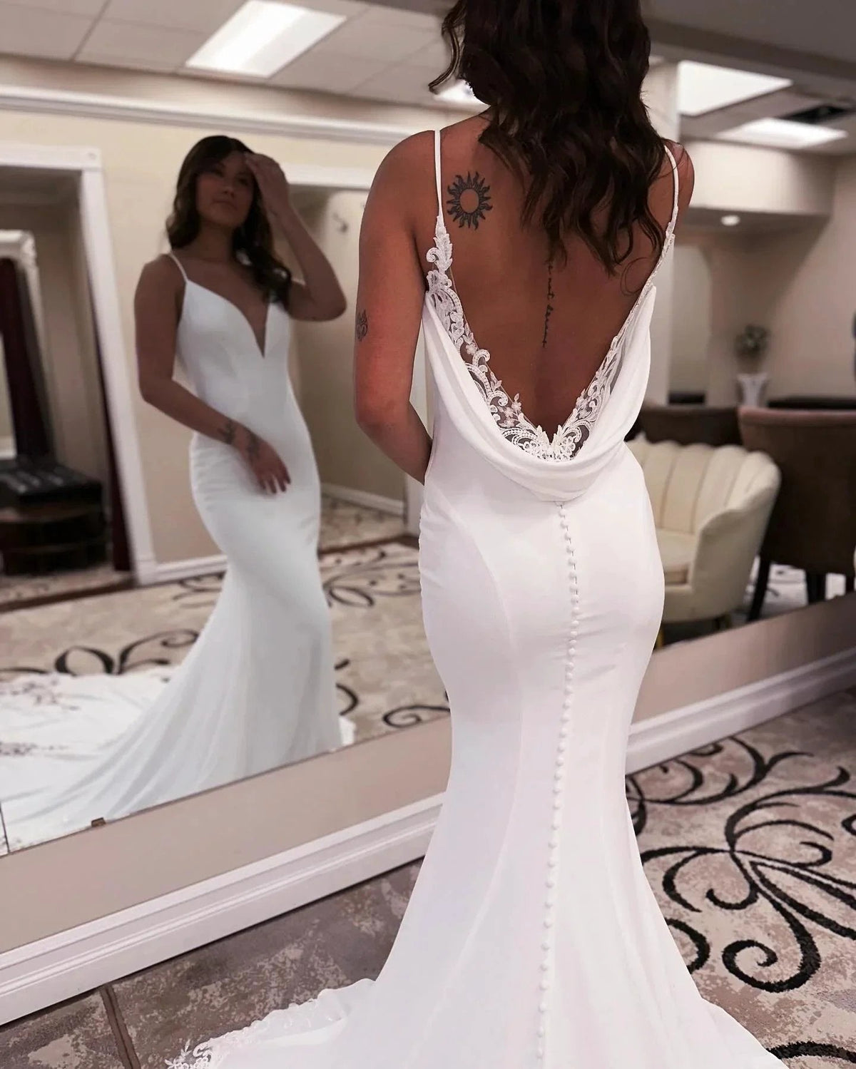 Designer Mermaid Spaghetti Straps Sleeveless Appliques Satin Lace Openback Train Wedding Dresses (ZD15556)