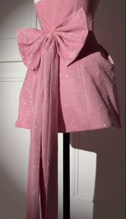 Elegant Strapless Pink Satin Sequin A Line Birthday Outfits Short Graduation Homecoming Dress With Bow D233