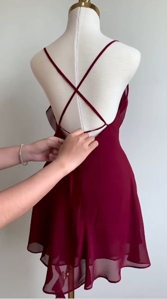 Simple Burgundy Chiffon Homecoming Dress,Backless Short Party Dress