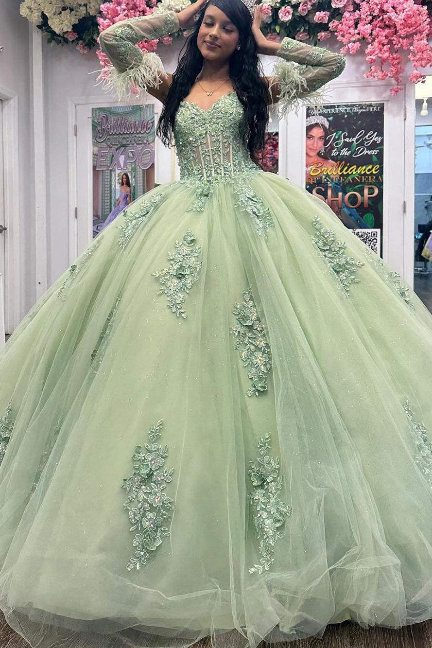 Elegant Ball Gown Sweetheart Neck Detachable Long Sleeves Lace Appliques Feather Bow Knot Sage Green Tulle Quinceanera Dress Evening Party Gown For Sweet 16