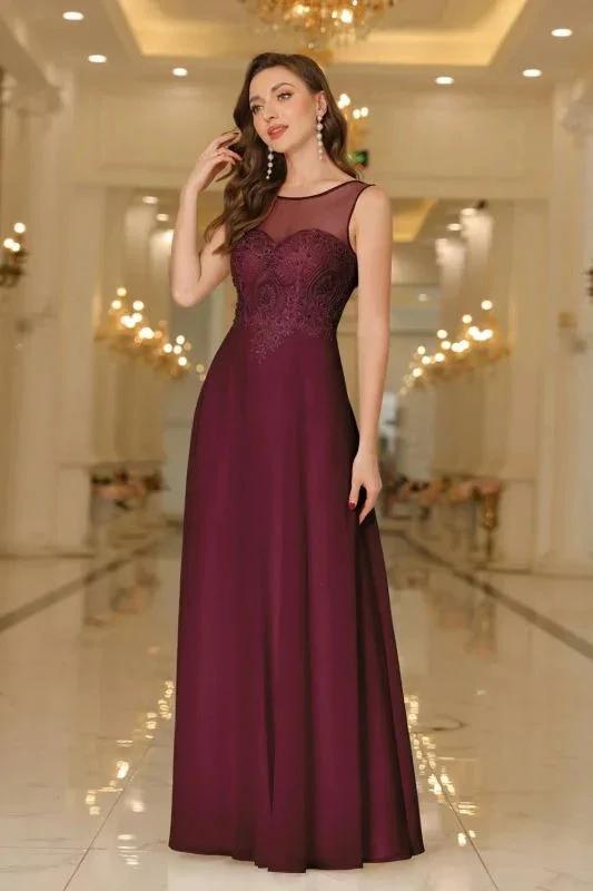 Elegant Chiffon Sleevless Evening Dress Scoop Neck Lace Apliques Bridesmaid Dress by misshow.com