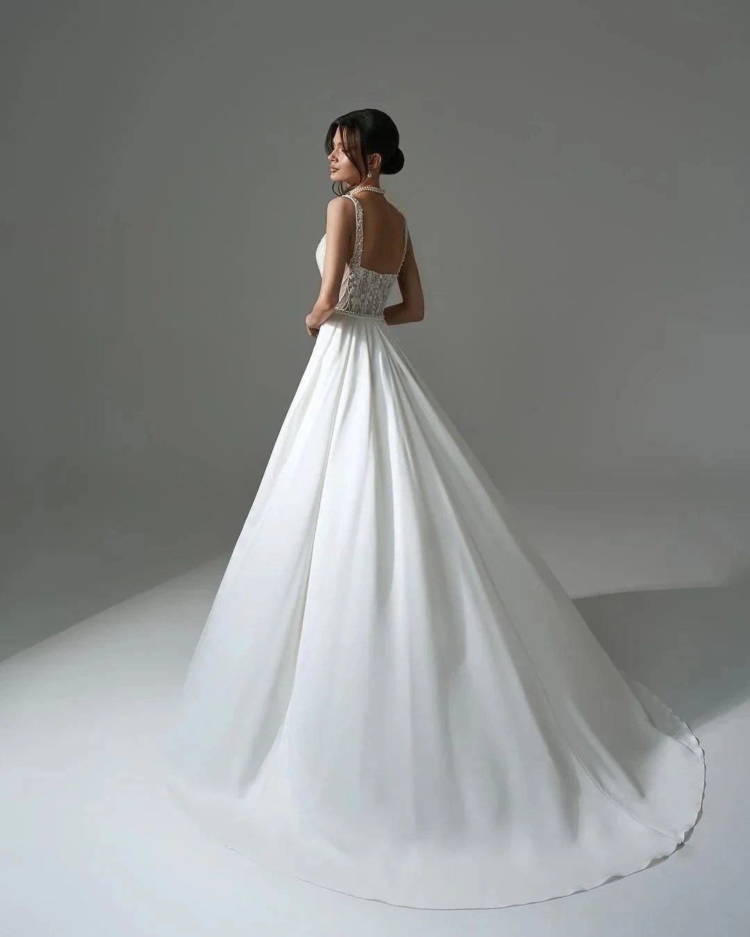 Elegant Long White A-line Beading Lace Pearls Sleeveless Wedding Dress With Slit (ZD15678)