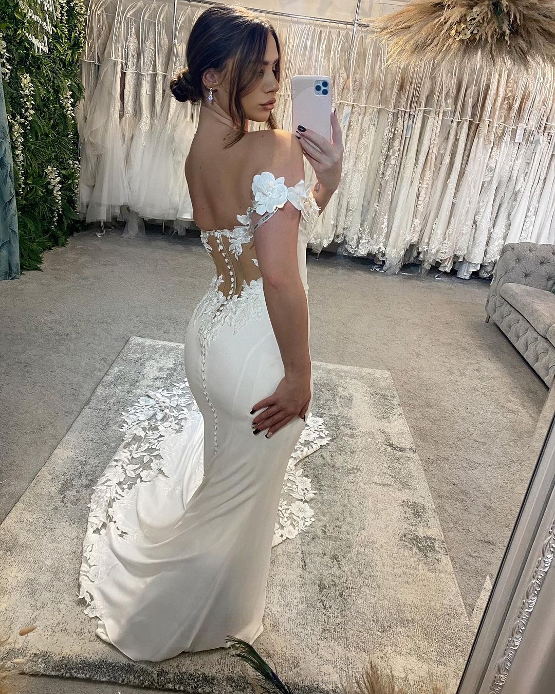 Elegant Long White Mermaid Off-the-shoulder Appliqué Wedding Gown With Train (ZD17463)