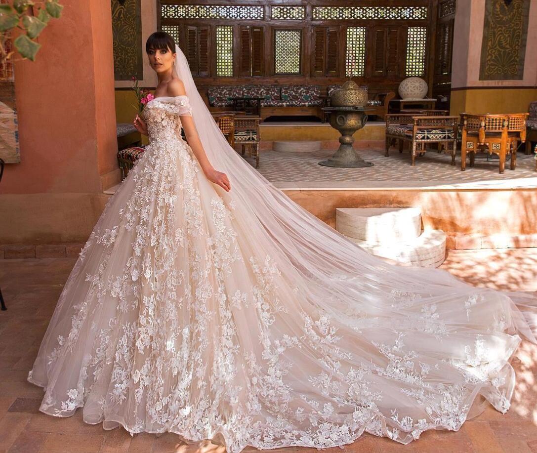 Elegant Off Shoulder Tulle Wedding Dresses | Puffy 3d-Flowers Bridal Gowns