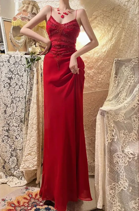 Charming Red Spaghetti Straps Chiffon Sequin Beaded Mermaid Evening Dress Long Wedding Guesrt Dress - FashionDia