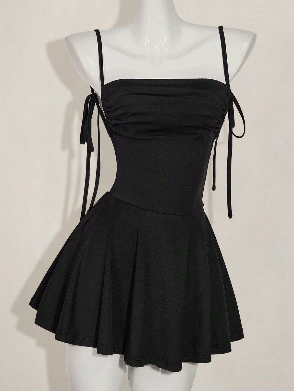 Sexy Black Spaghetti Straps Satin A-Line Short Graduation Homecoming Dress Backless Cocktail Dress - FashionDia