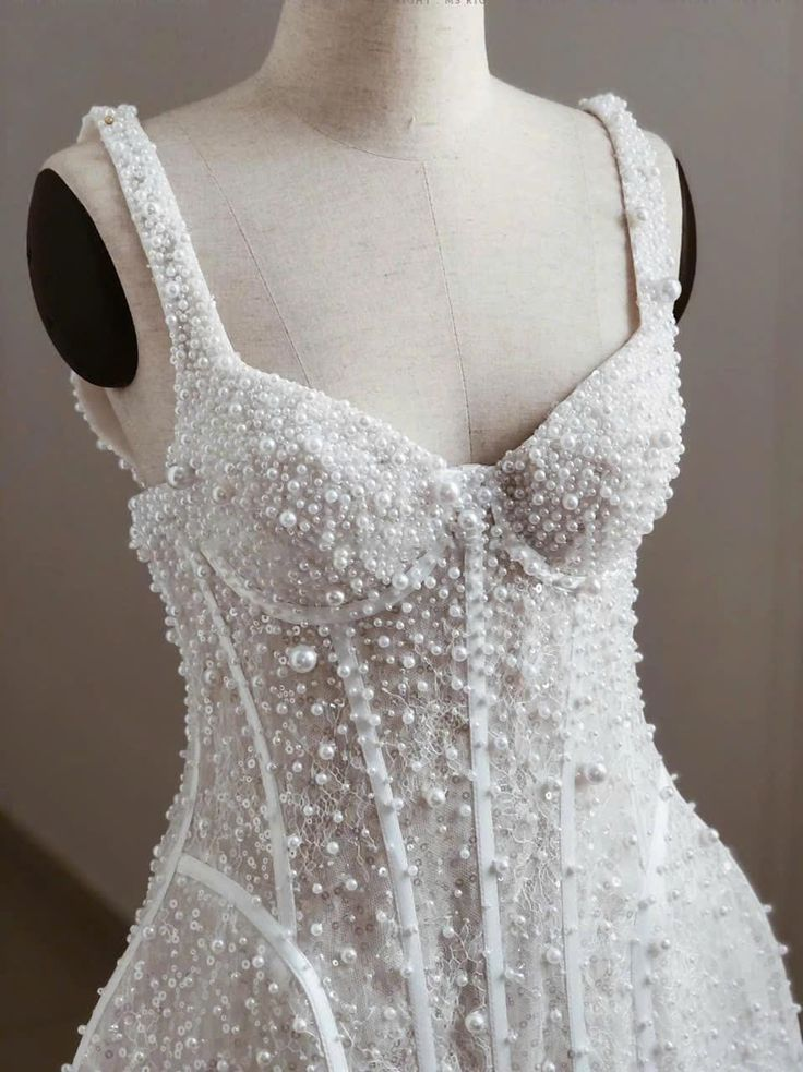 Gorgeous White Lace Pearls Beaded Short 18th Birthday Outfits Formal Graduation Homecoming Dress