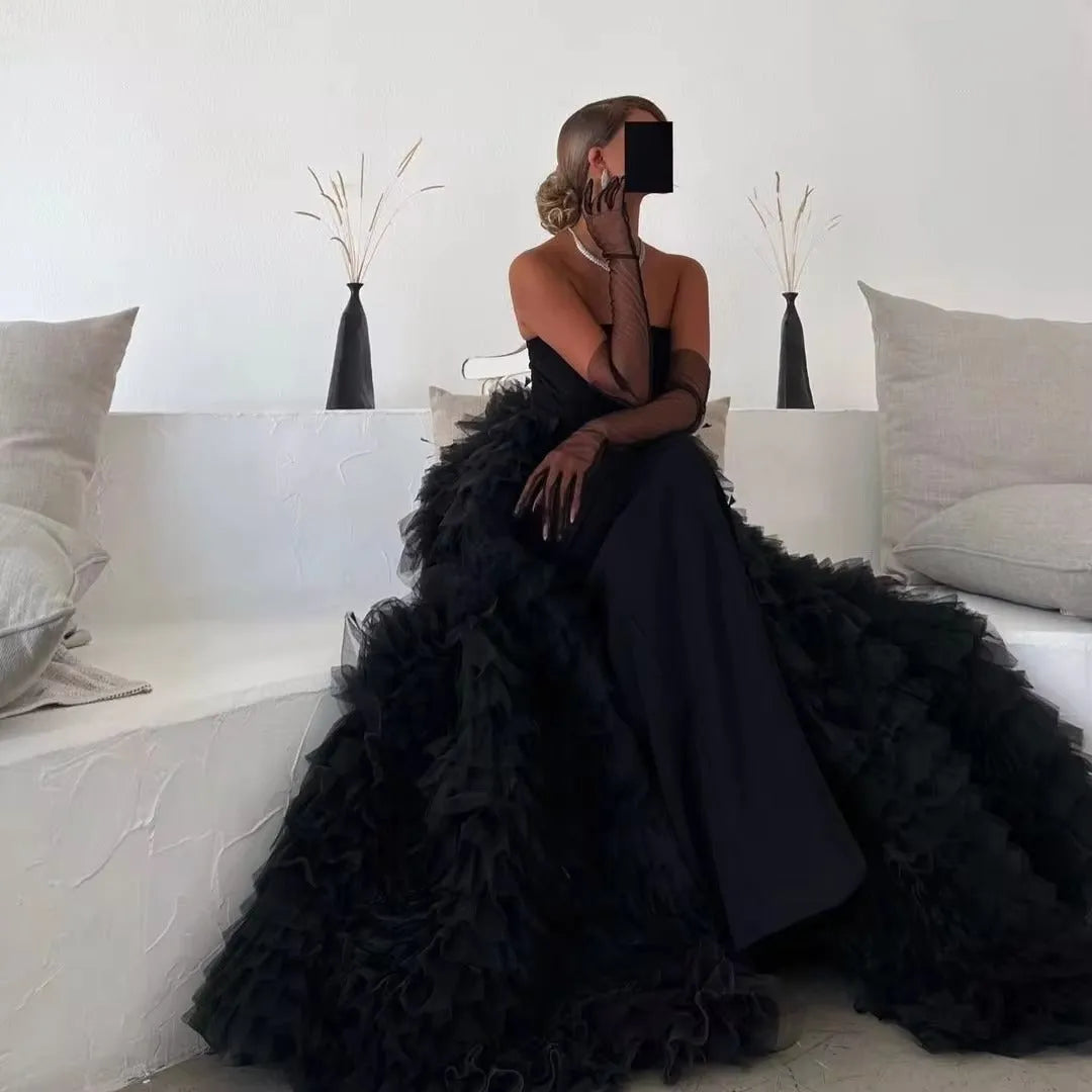 Mature Black Saudi Arabic Evening Dresses Strapless A-Line Formal Women Prom Party Gowns Special Occasion Dresses