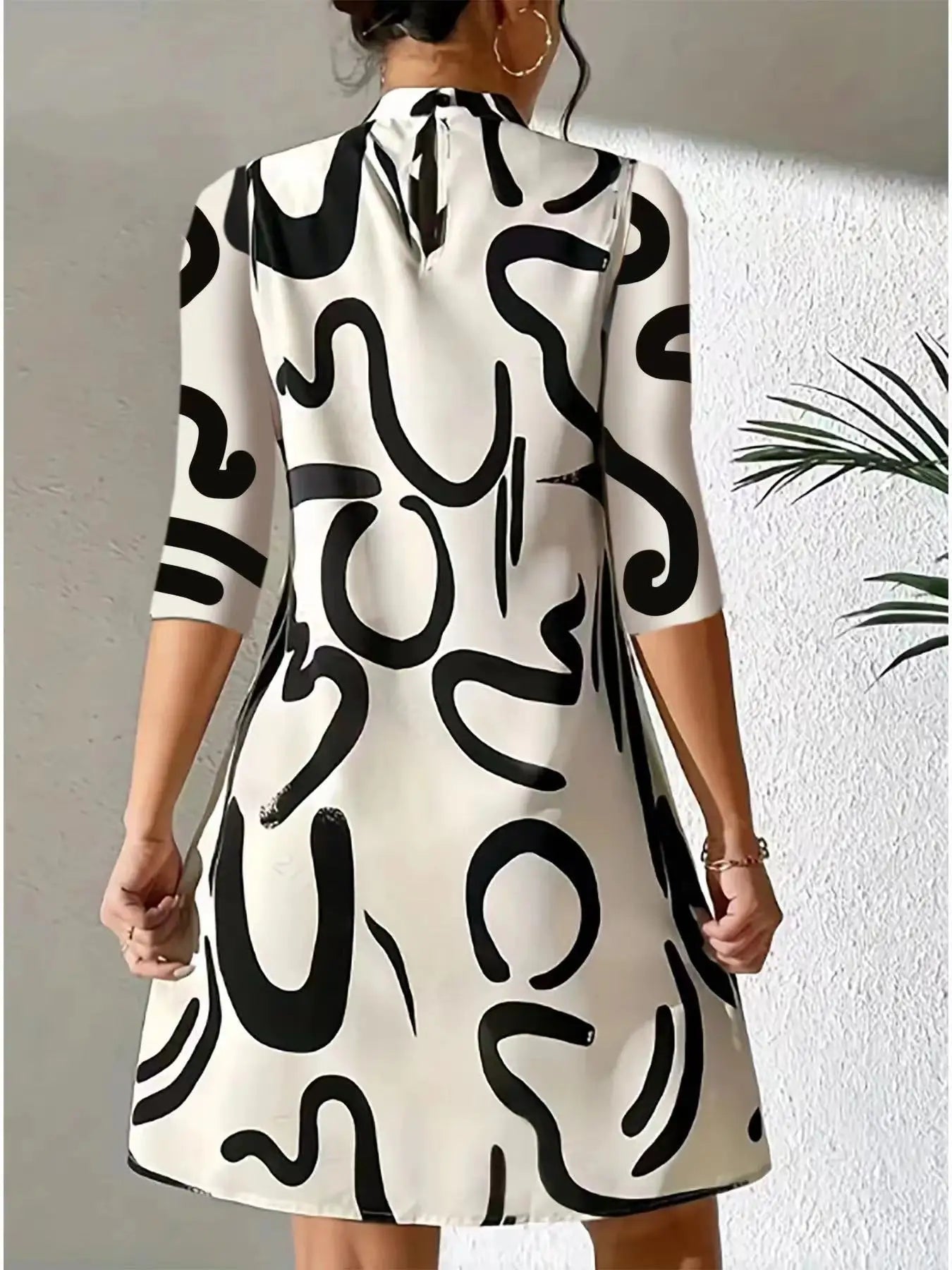 Jennifer Boutique Short Printed Dress with Medium Length Sleeves Elevated Occasion Wear