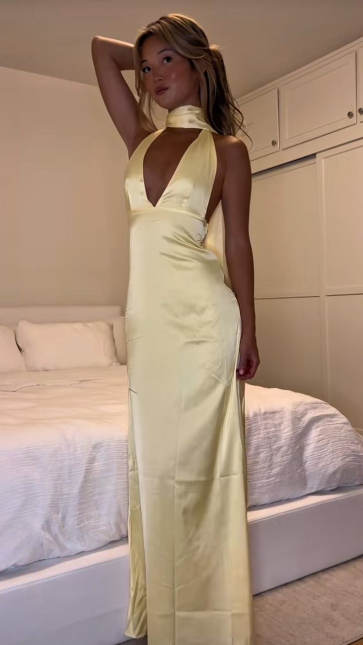 Fashionable Mermaid Deep V-Neck Light Yellow Long Prom Dress with Scarf - FashionDia