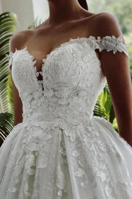 Floor-Length A-Line Sweetheart Off-The-Shoulder Tulle Appliques Wedding Dresses with Lace (ZD15745)