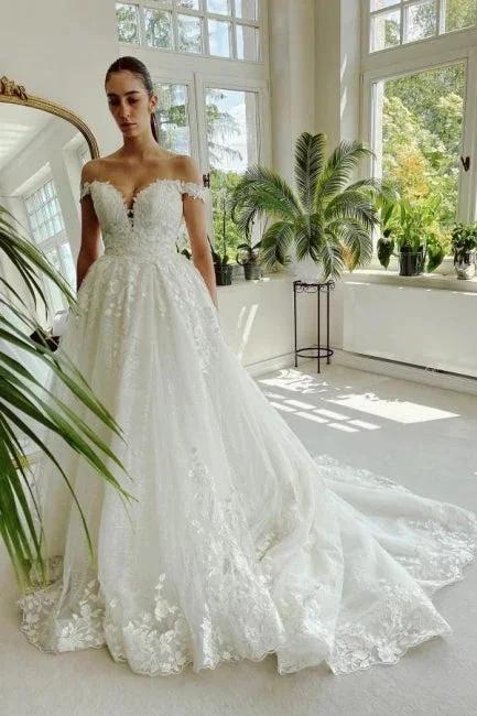 Floor-Length A-Line Sweetheart Off-The-Shoulder Tulle Appliques Wedding Dresses with Lace (ZD15745)