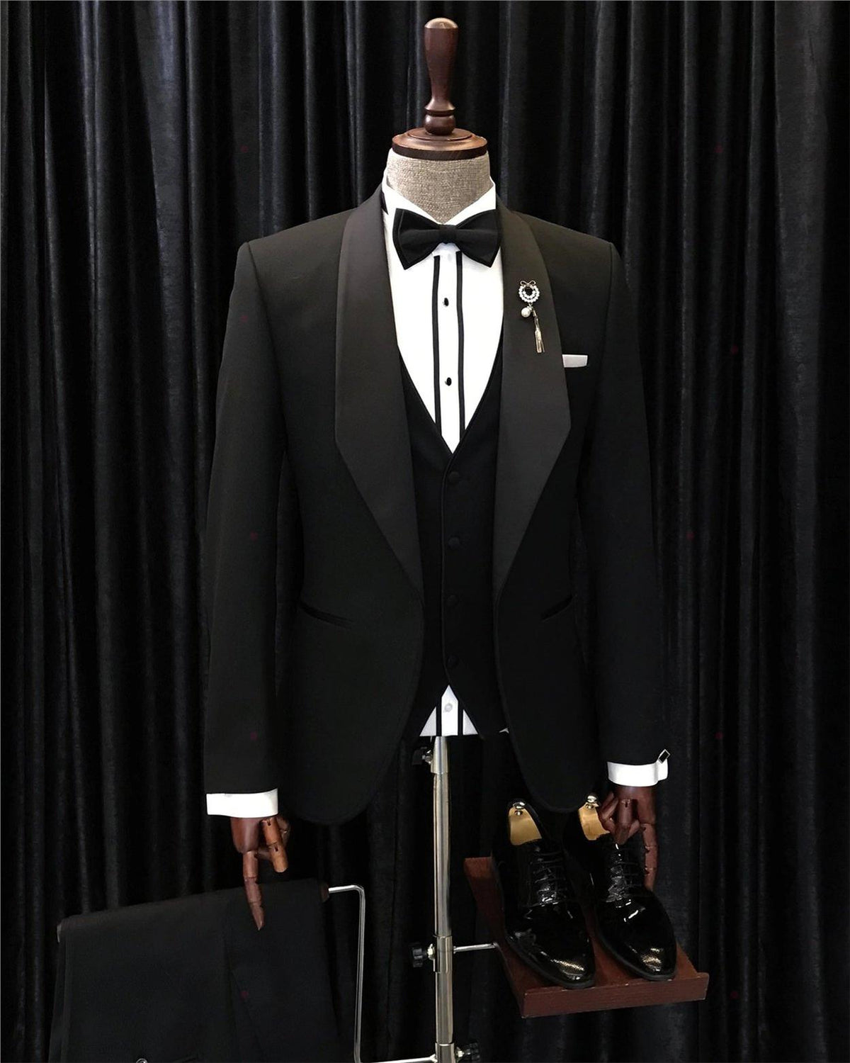 Formal Black 3 Piece Shawl Lapel Men's Wedding Suit