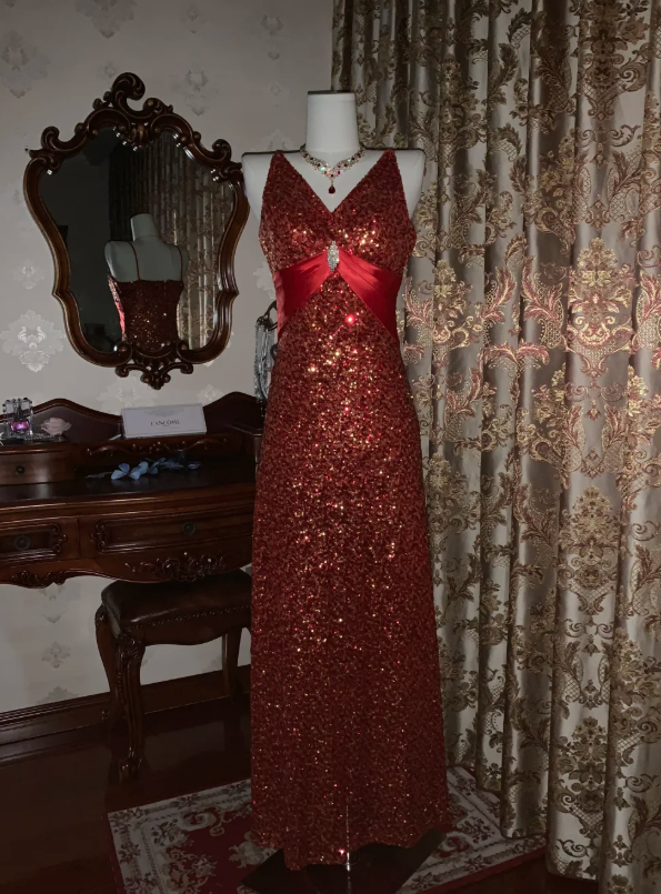 Vintage Red V-Neck Sequin Beaded Mermaid Party Dress Long Evening Gown - View 2 | FashionDia