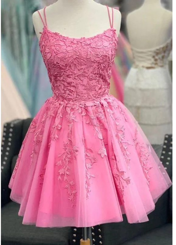 A-Line Lace Appliques Short Homecoming Dress - FashionDia