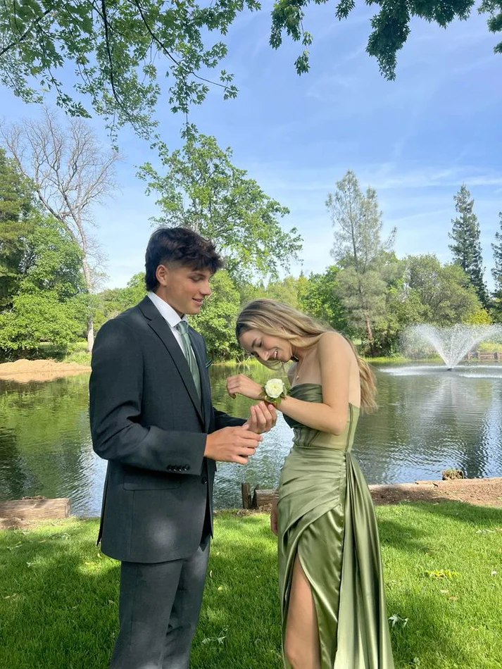 Green Strapless Slit Evening Dress Sexy Long Prom Dress - View 2 | FashionDia