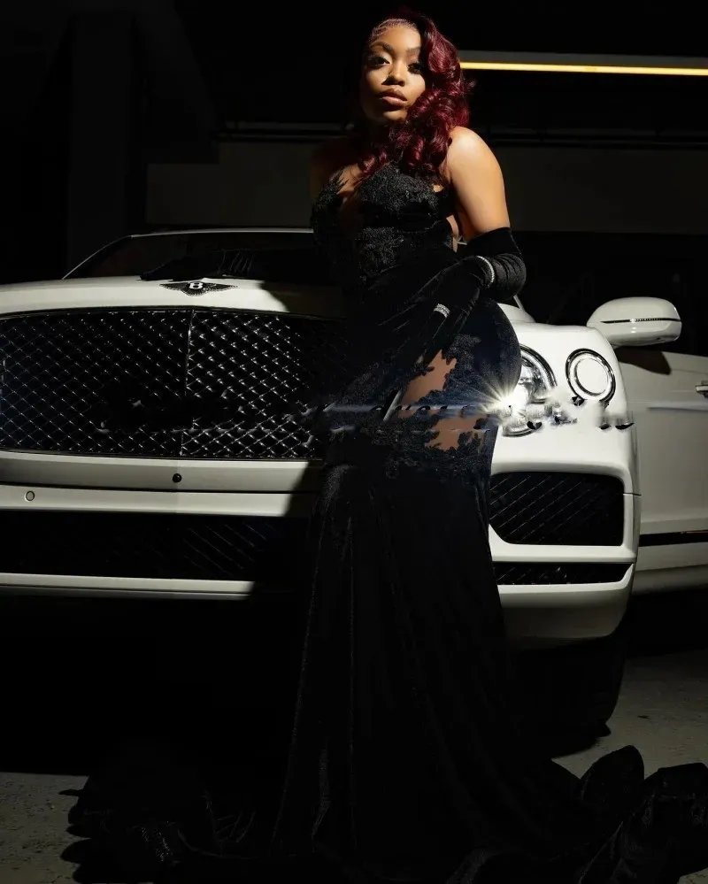Sexy Lace Applique Prom Dress Black Mermaid Evening Dress Y6497 - View 4 | VelvetHem