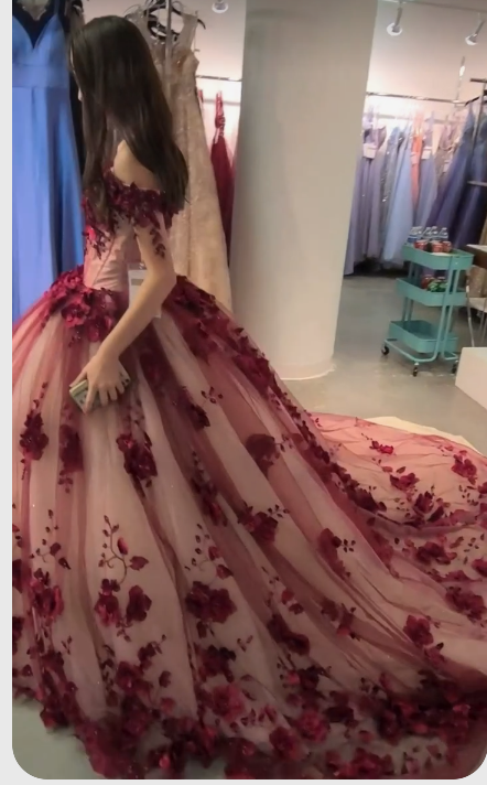 Red tulle flower strapless Off-the-Shoulder long train prom ball gown Sweet 16 Dress - View 2 | FashionDia