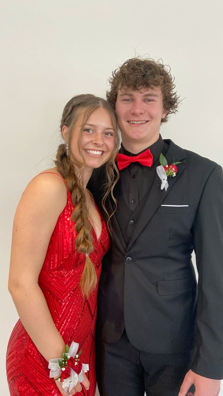 Sparkly Red V Neck Mermaid Prom Dress Red Evening Dress Y7446 - View 3 | VelvetHem