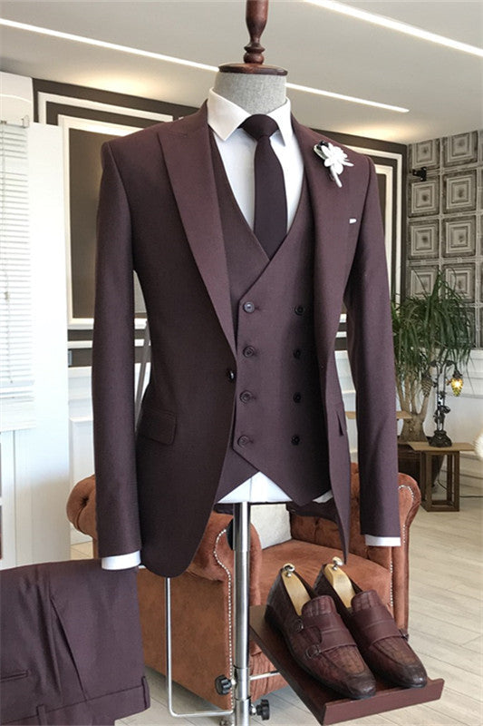 Glamorous Burgundy Peaked Lapel 3 Piece Men's Prom Suit