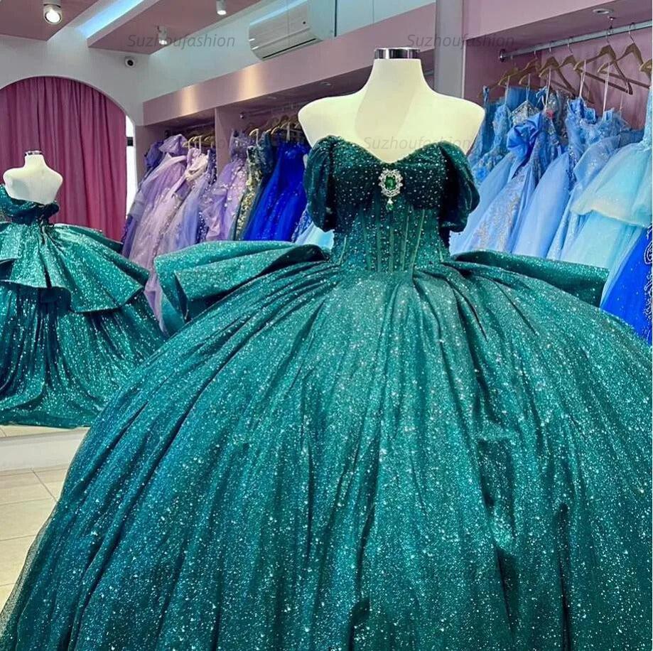 Glitter & Sparkly Ball Gown Off Shoulder Tiered Ruffles Emerald Green Tulle Quinceanera Dress Princess Party Gown For Sweet 16