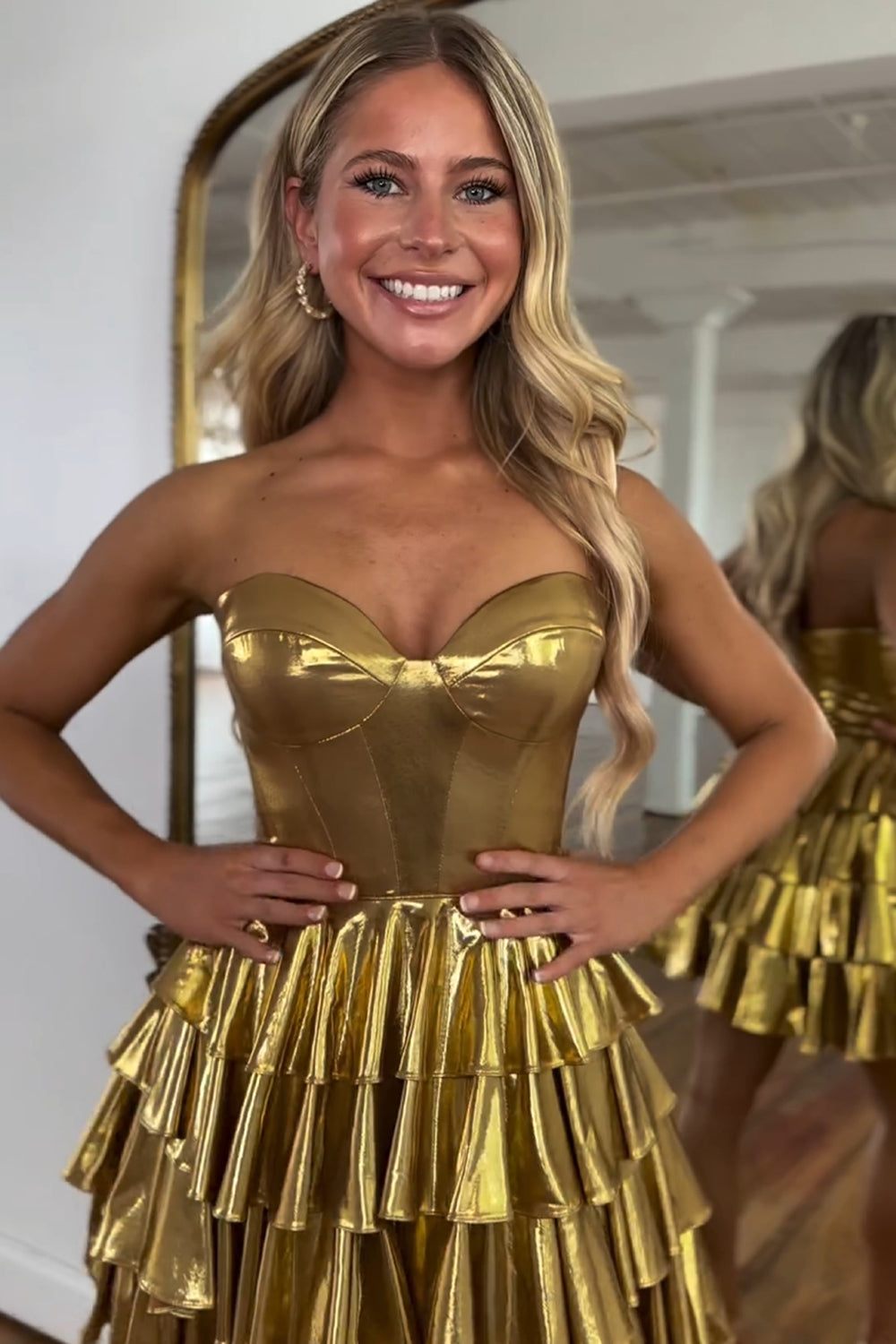 Golden Homecoming Dresses A Line Corset Short Cocktail Dresses With Ruffles