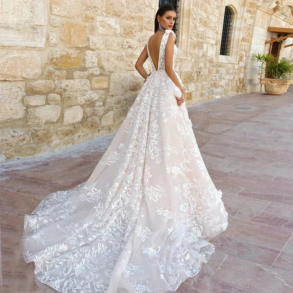 Gorgeous A-line Tulle Appliques Lace Wedding Dress V-neck Vestidos De Novia Open Back Princess Vestido De Noiva (ZD14069) - View 2 | VelvetHem
