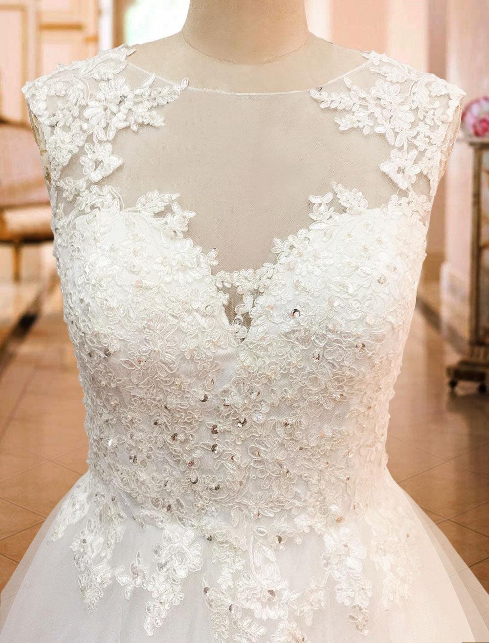 Gorgeous Sleeveless Tulle A-Line Ruffles Beach Wedding Dresses With Lace