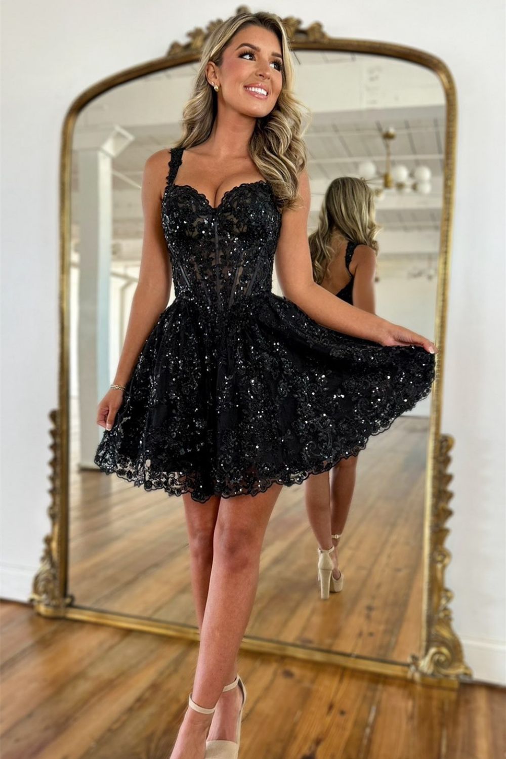 Gorgeous Black A-Line Straps Short Homecoming Dress with Sequin - FashionDia