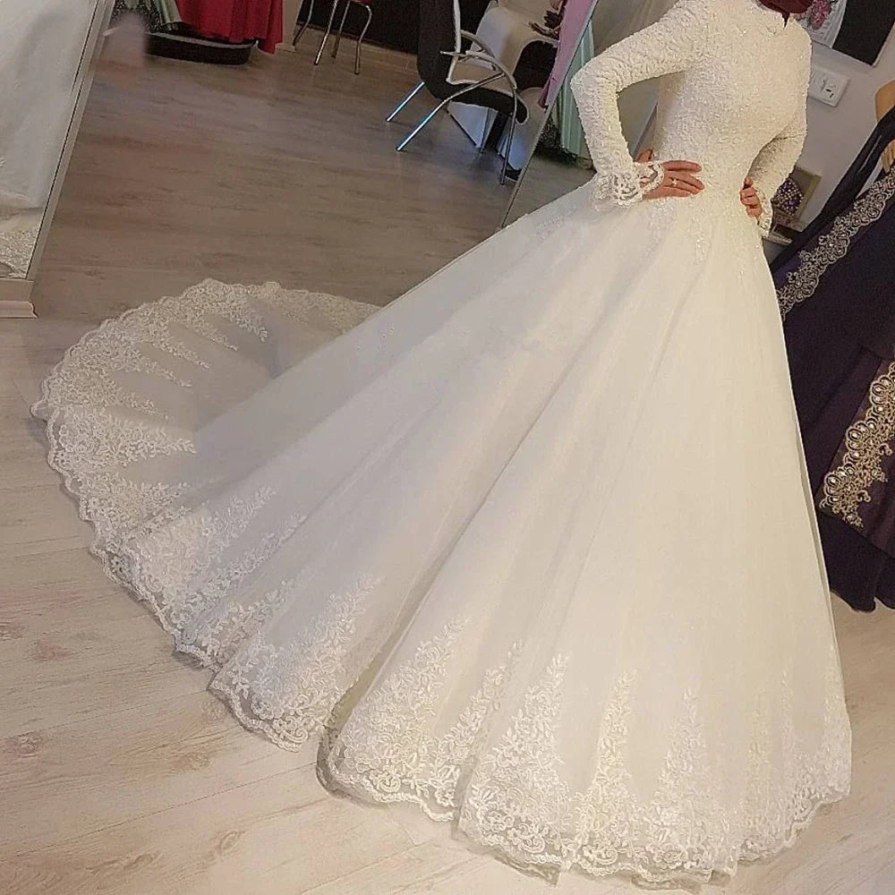 White Arabic Long Sleeves Muslim Wedding Dresses Princess High Neck Lace Appliques Bridal Dresses - FashionDia