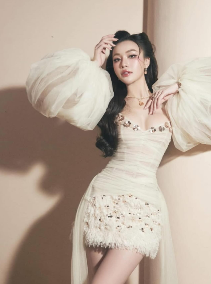 Charming Spaghetti Straps Tulle Sequin Sheath Short Wedding Dress Formal Bridal Dress - View 3 | FashionDia