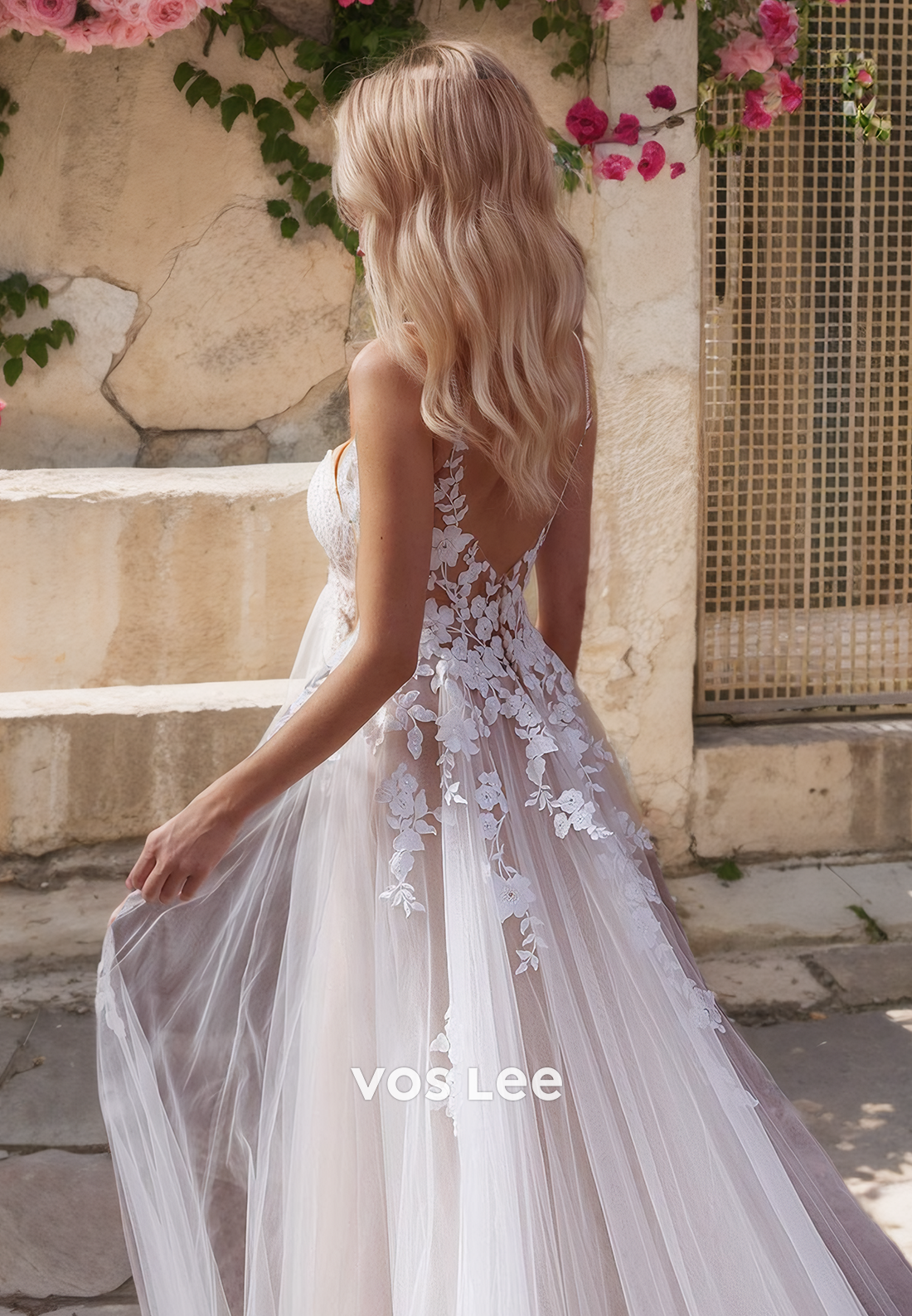 V Neck Spaghetti Straps Appliqued Bridal Dresses Tulle A-Line Zipper Back Boho Wedding Dress