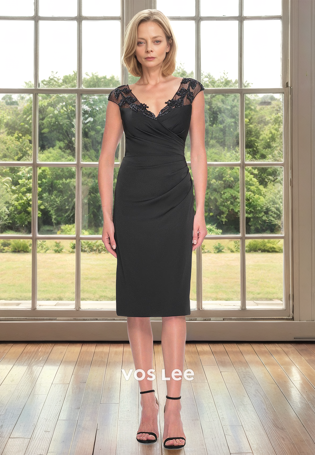 V-Neck Cap Sleeves Sheath Mother of Groom Pleats Satin Cocktail Dress with Appliques