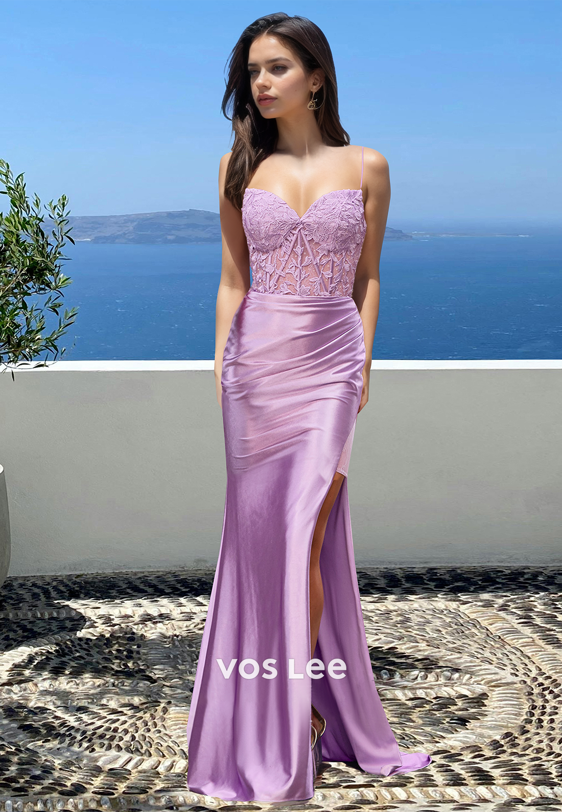 Gorgeous Sweetheart Sheath Party Gowns Sleeveless Appliques Satin Prom Dress with Slit