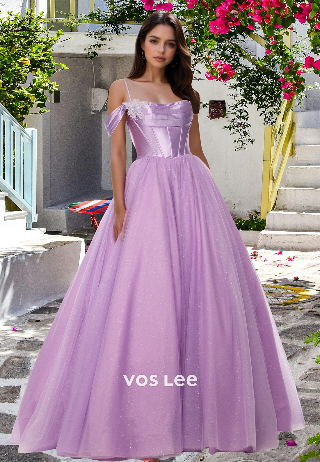 Charming Spaghetti Straps A-Line Pleats Glitter Knit Ball Gowns with Appliques Prom Dress