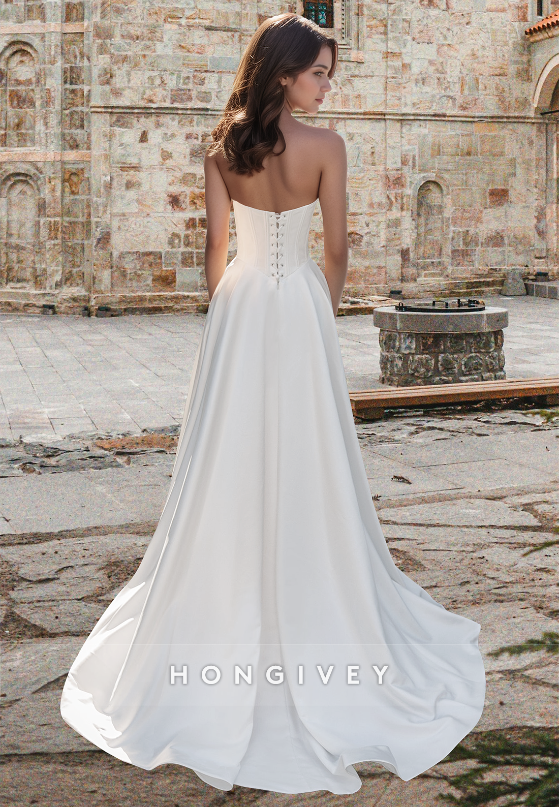 Elegant A-Line Sweetheart Sleeveless Satin Beach Wedding Dress Boho Gowns with Pockets
