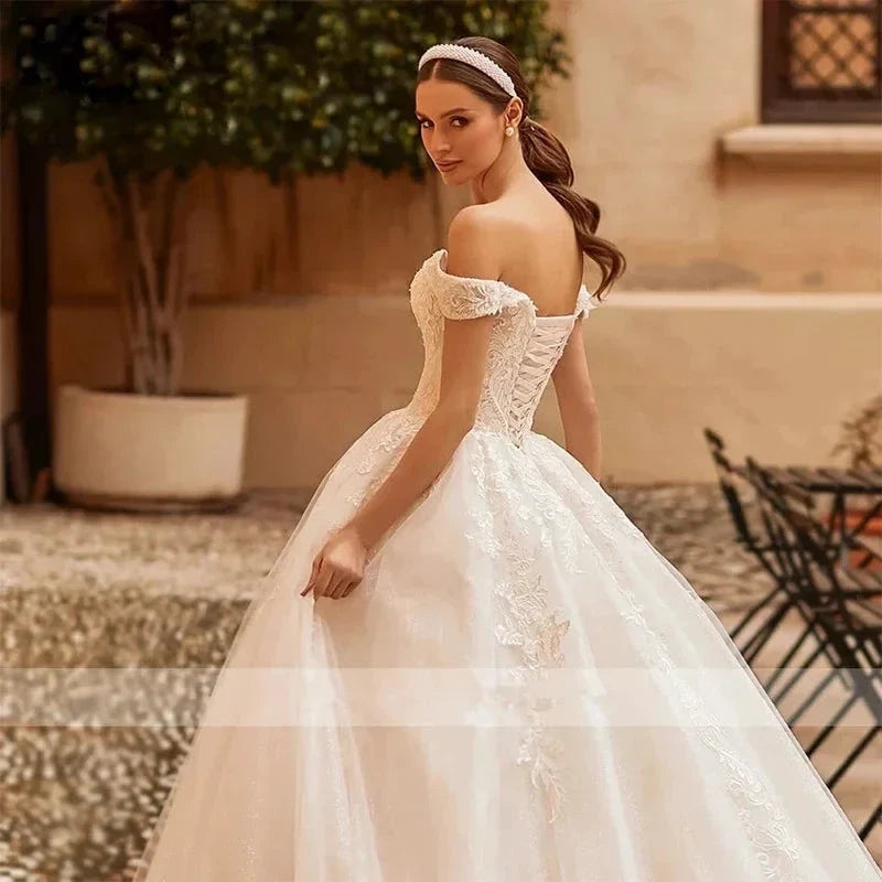 Custom Made Gorgeous Wedding Dresses Sexy Off The Shoulder Lace Appliques Elegant Bridal Robe (ZD13359)