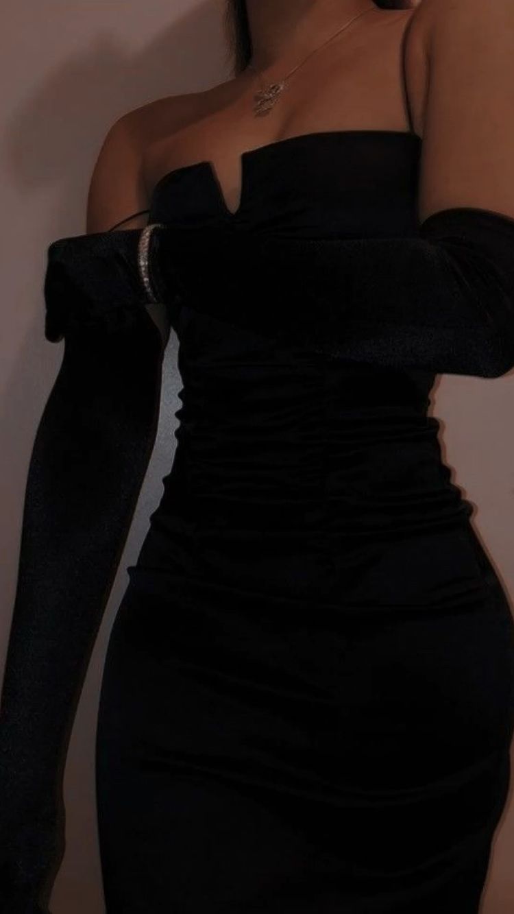 Spaghetti Straps Velvet Short Homecoming Dress Gothic Party Dress - FashionDia