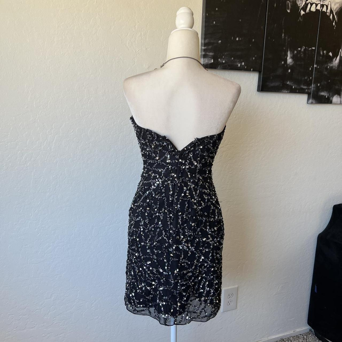Sparkly Black Sweetheart Neck Sequin Sheath Cocktail Dress Formal Graduation Homecoming Dress - View 4 | FashionDia