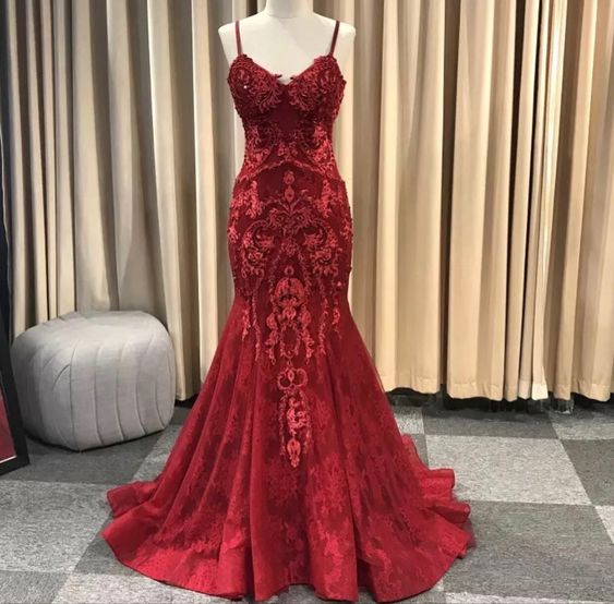 Red Long Mermaid Sweetheart Lace Prom Dress