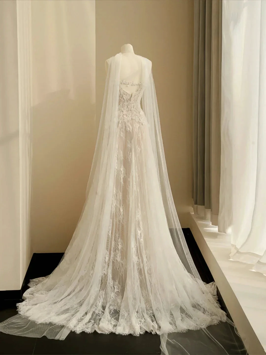 Pretty Strapless Tulle Lace Long A Line Wedding Dress,Formal Prom Evening Dress (ZD13776)