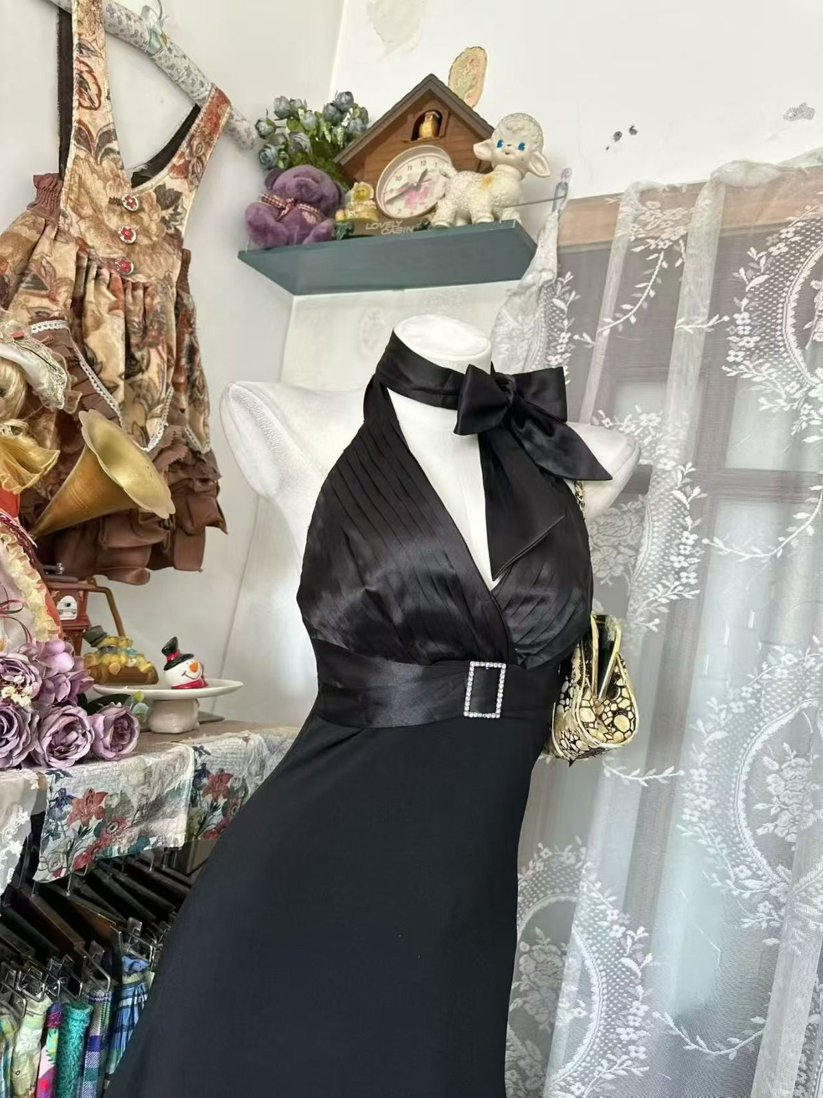 Halter A Line Black Evening Dress Retro Chiffon Prom Dress J10851