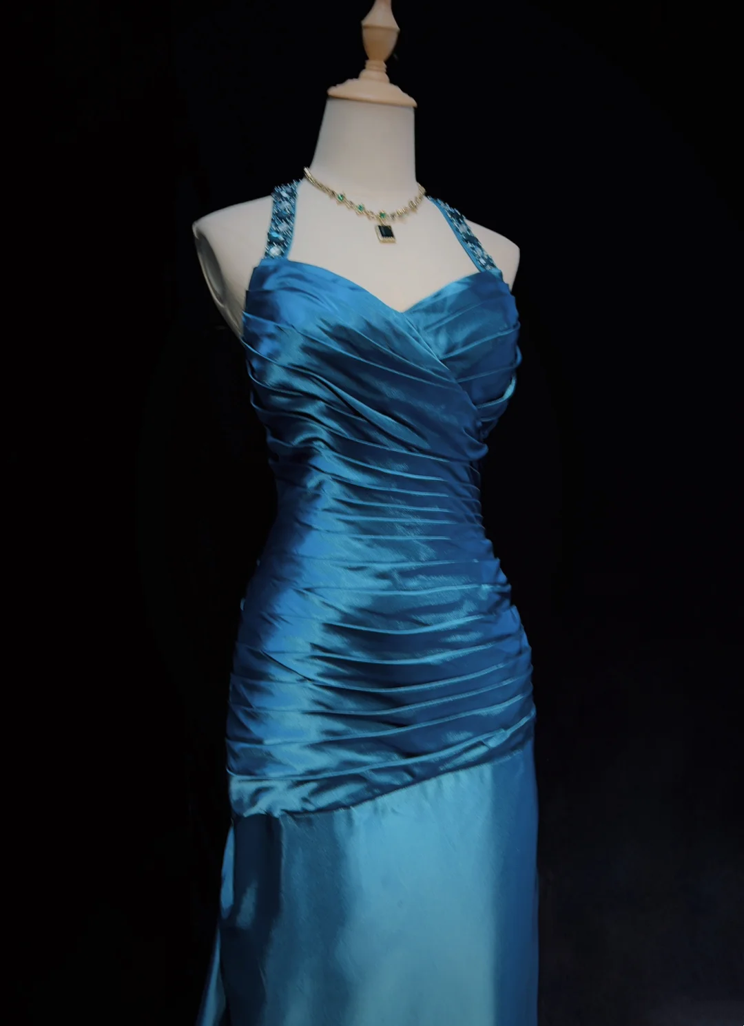 Halter Blue Satin Sheath Prom Dress Vintage Evening Dress J9794