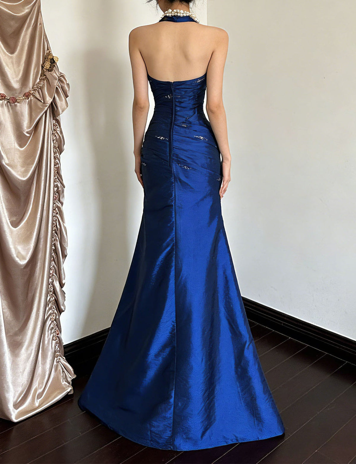Halter Royal Blue Retro Prom Dress Mermaid Beaded Evening Gown J10072