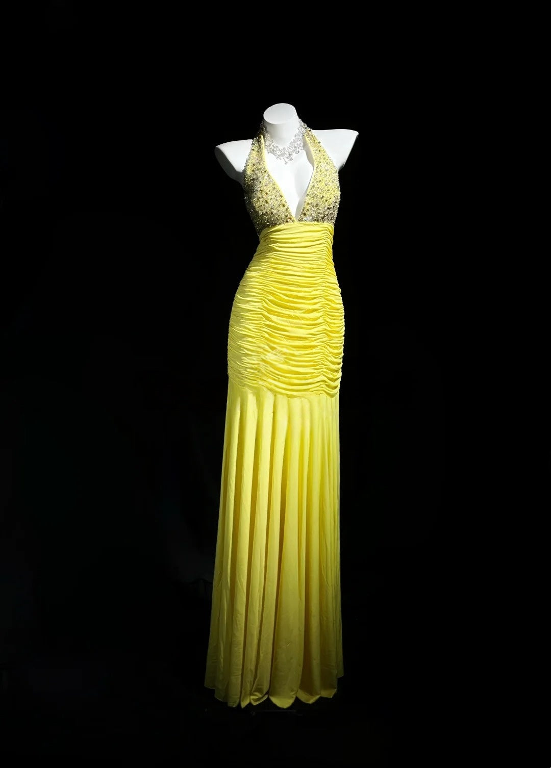 Halter V-Neck Yellow Prom Dress Chiffon Retro Evening Gown