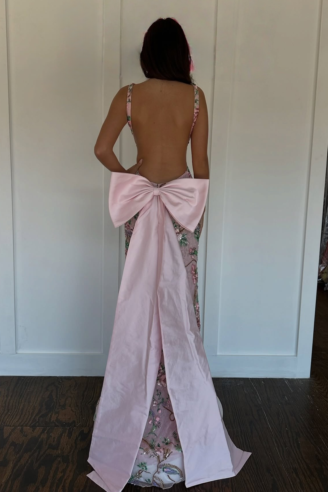 Hot Mermaid Deep V Neck Pink Long Prom Dress with Embroidery Bowknot