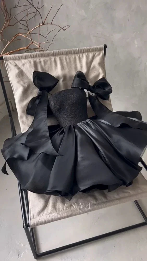 Chic Black A-line Homecoming Dress Black Cocktail Dress (ZD11418)