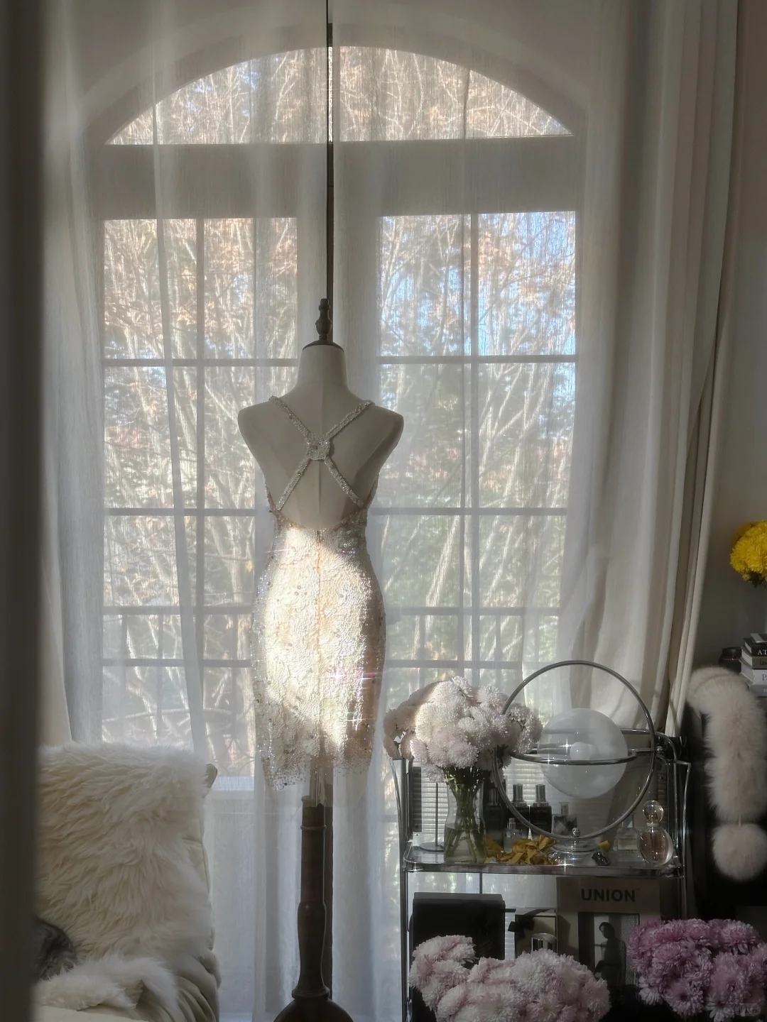 Glitter V Neck Backless Sequin Sheath Short Birthday Outfits Formal Homecoming Dress