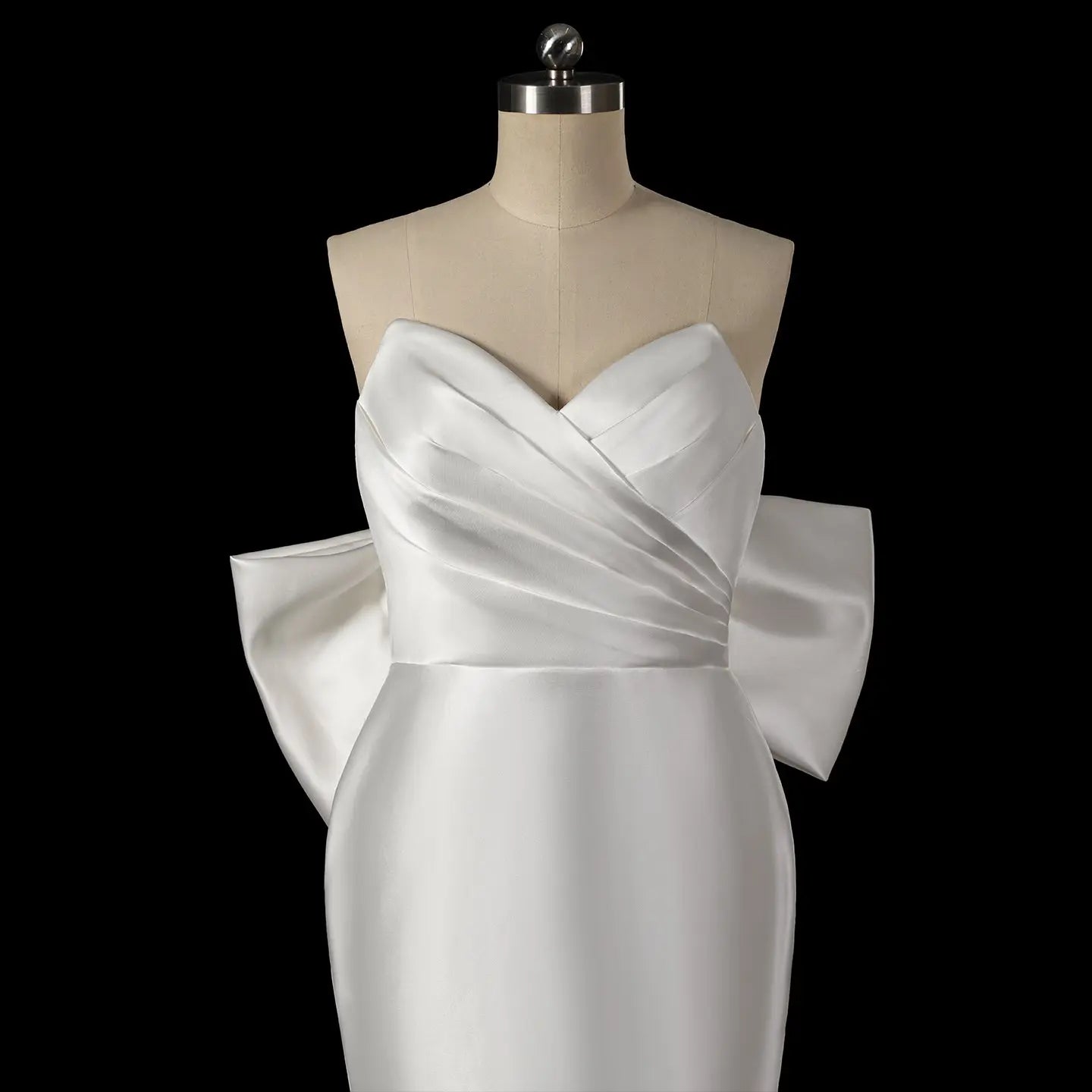 Glamorous Lvory Satin Wedding Dress with Buttons & Train ZP053